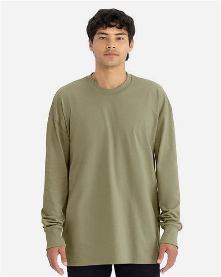Picture of 7211 - Unisex Heavyweight Long Sleeve Tee
